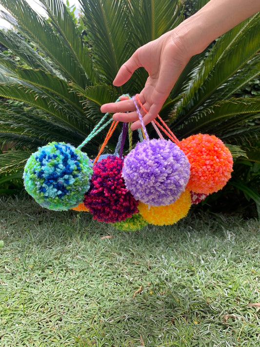 Yarn Jumbo Pompom for Beach Bags by Tin Marin Brand